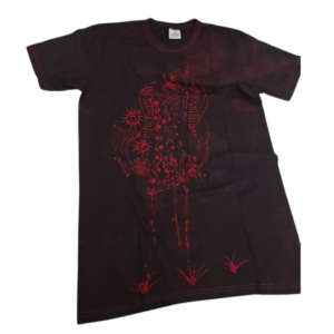 Roundneck t-shirt Batik, black background with red art impression. Size L