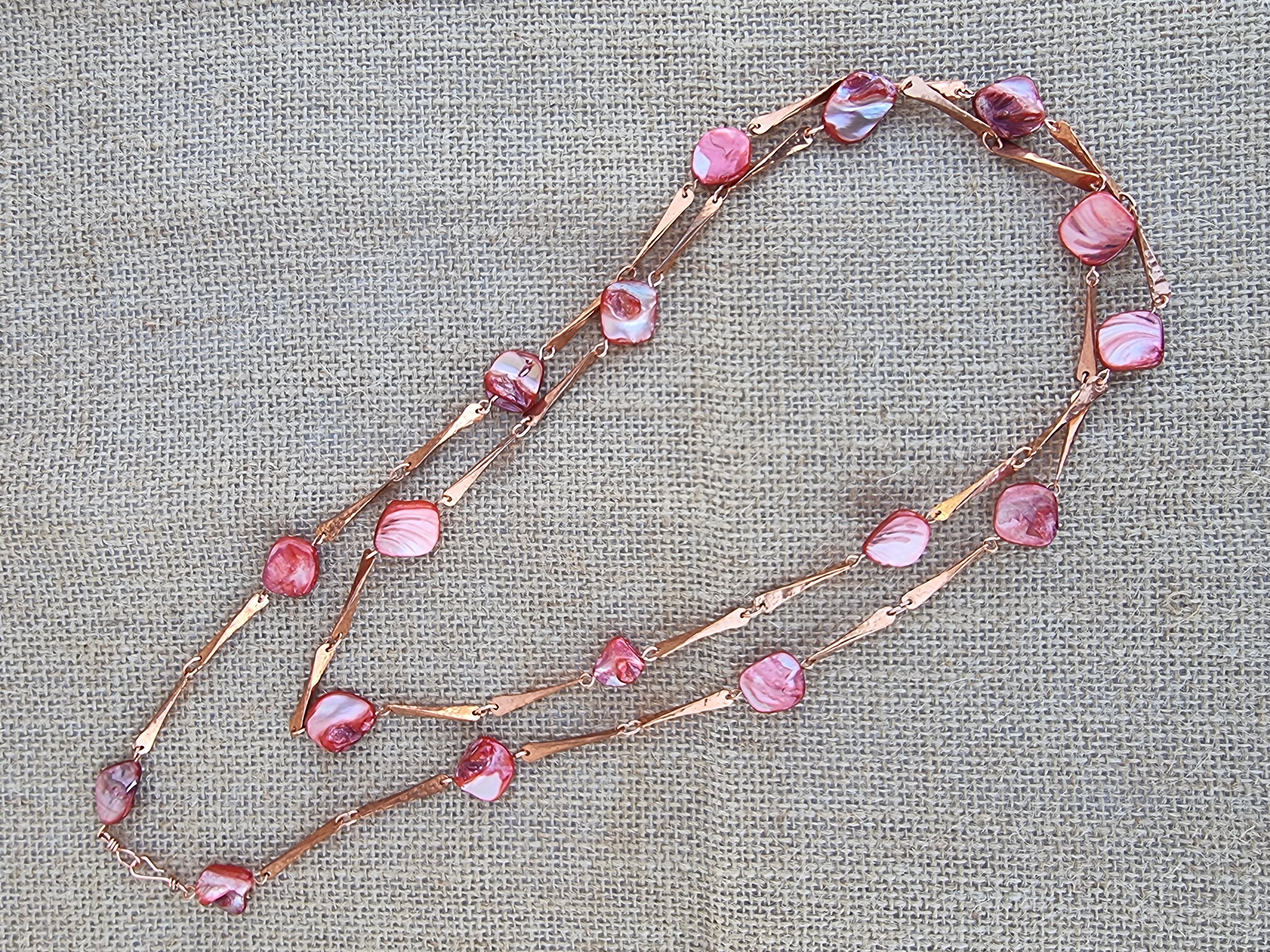 Handcrafted and hammered copper links necklace with Mother of Pearl beads. 120cm long - Ann Lawal Jewellry