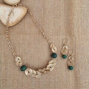 Handcrafted gold-plated coils and links necklace and earrings with African malachite beads - Anne Lawal Jewellry