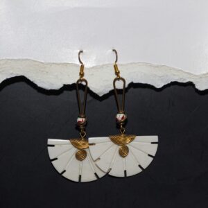 Rawcraft's Boho cowrie earring made from brass and bone (rhombus)